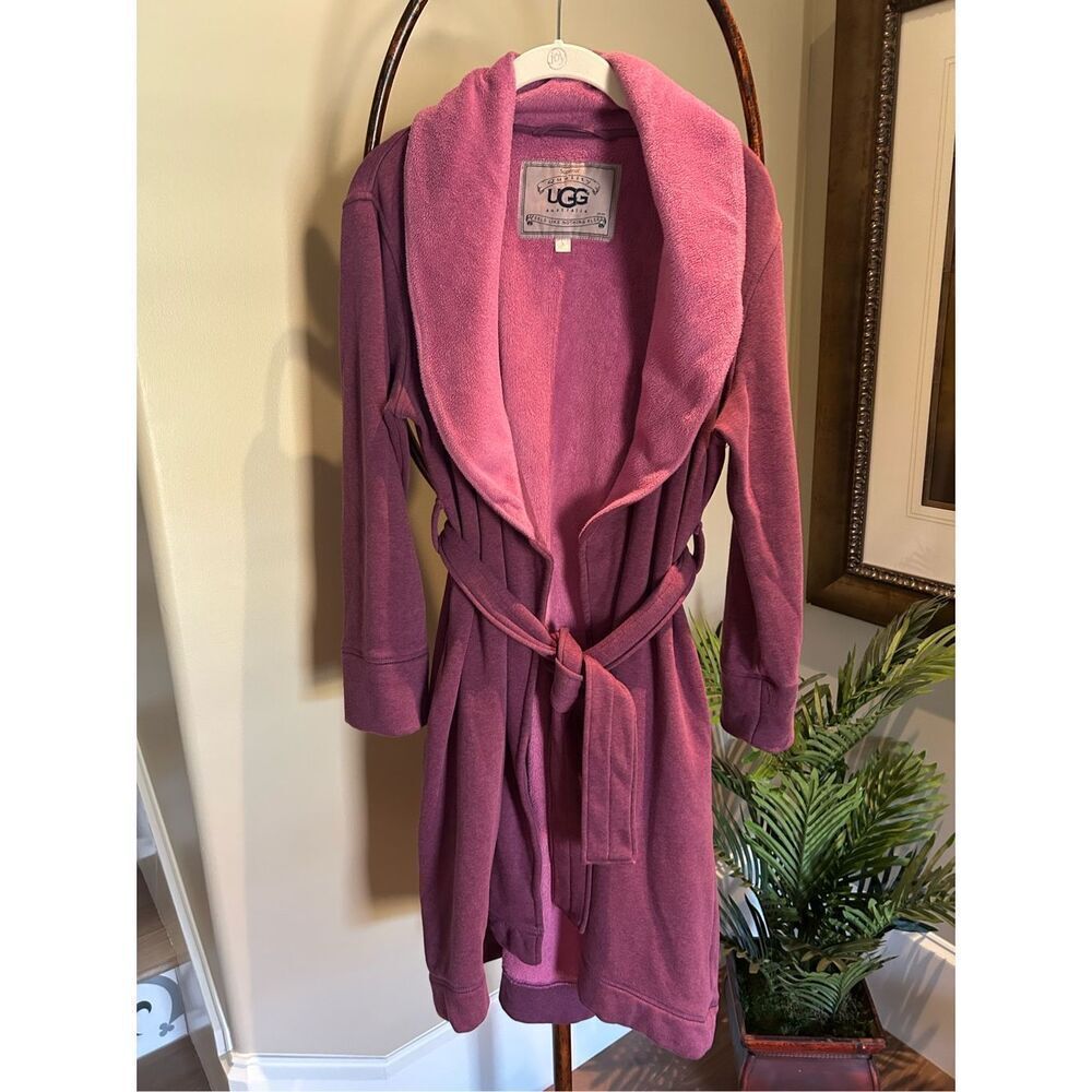 UGG Raspberry Shawl Collar Robe - Picture 2 of 9
